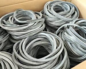 EPDM rubber gaskets with talc powder, bulk-packed in carton box for industrial use, anti-stick coating for easy handling and storage.