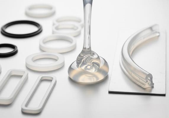 Silicone types comparison, RTV, HTV, LSR gaskets and seals, transparent pouring silicone, manufacturing process differences.